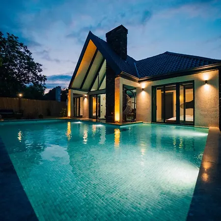 Villa Moonsa Boutique