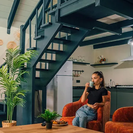 Villa Moonsa Boutique *