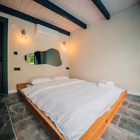 Moonsa Boutique Villa *