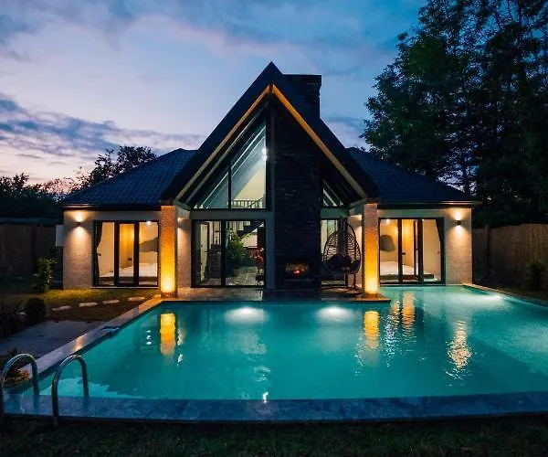 וילה Moonsa Boutique *