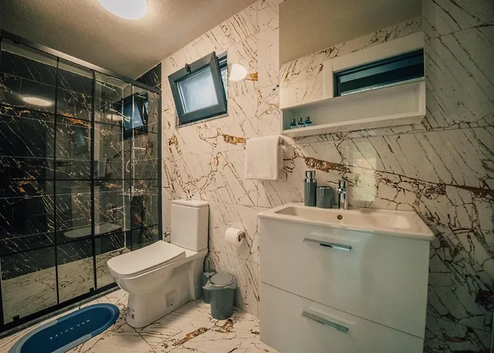 Moonsa Boutique * ספנג'ה