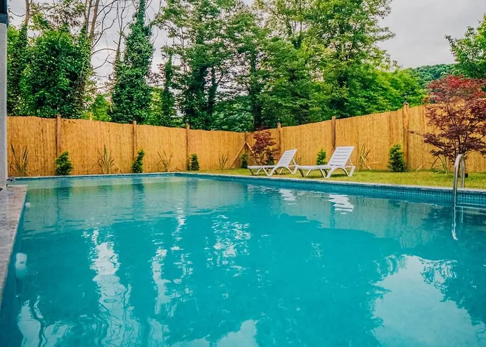 Moonsa Boutique ספנג'ה