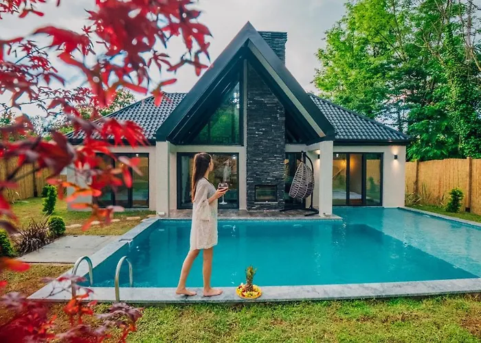 Moonsa Boutique ספנג'ה