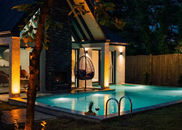 וילה Moonsa Boutique ספנג'ה