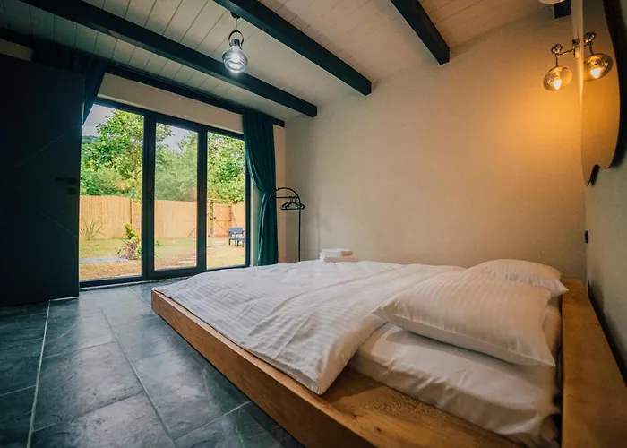 Moonsa Boutique וילה ספנג'ה