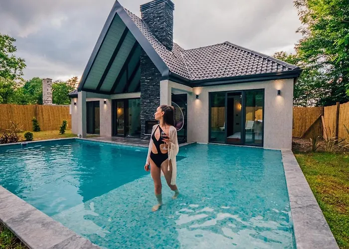 Moonsa Boutique וילה ספנג'ה