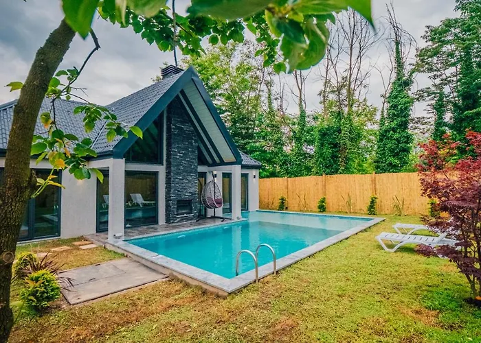 וילה Moonsa Boutique ספנג'ה